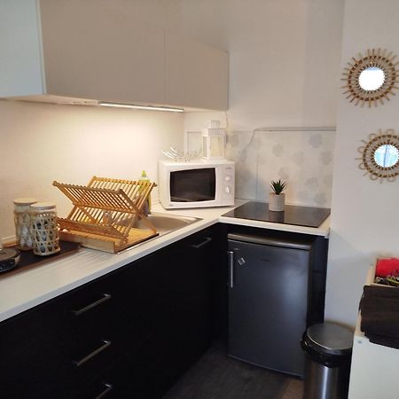 Studio centre port,face au nouveau Casino,parking gratuit au sous sol,wifi Agde Extérieur photo