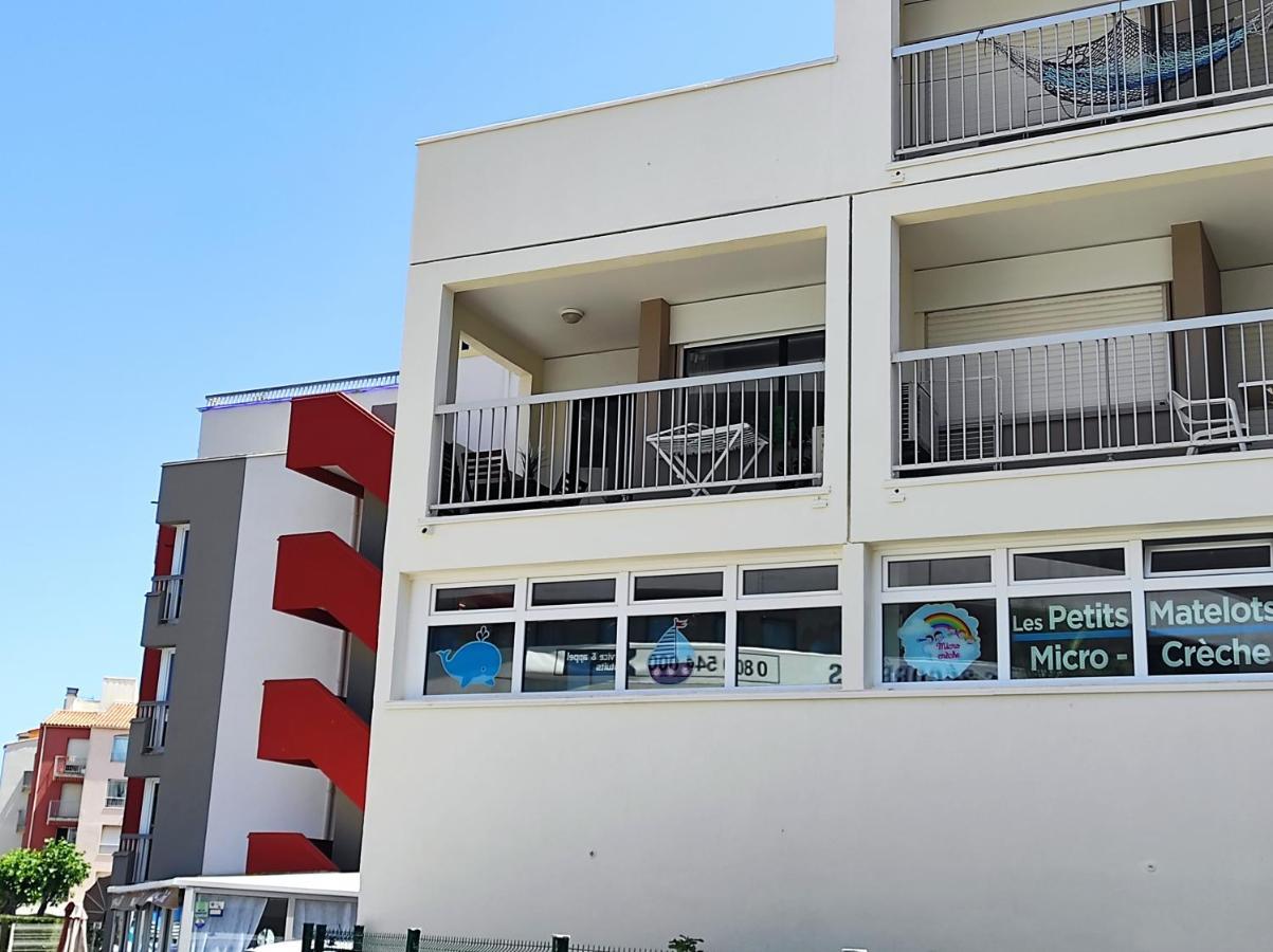 Studio centre port,face au nouveau Casino,parking gratuit au sous sol,wifi Agde Extérieur photo