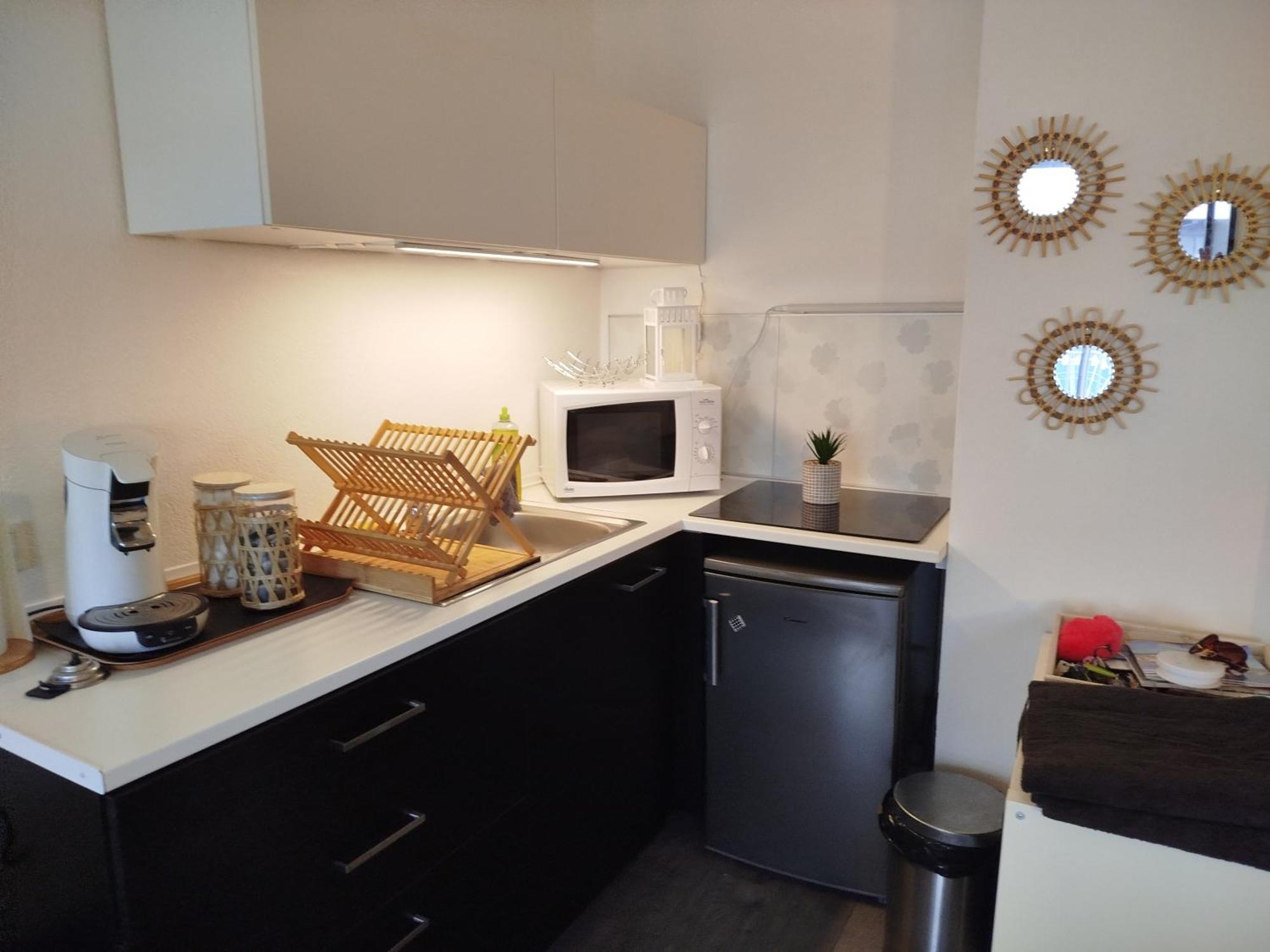 Studio centre port,face au nouveau Casino,parking gratuit au sous sol,wifi Agde Extérieur photo