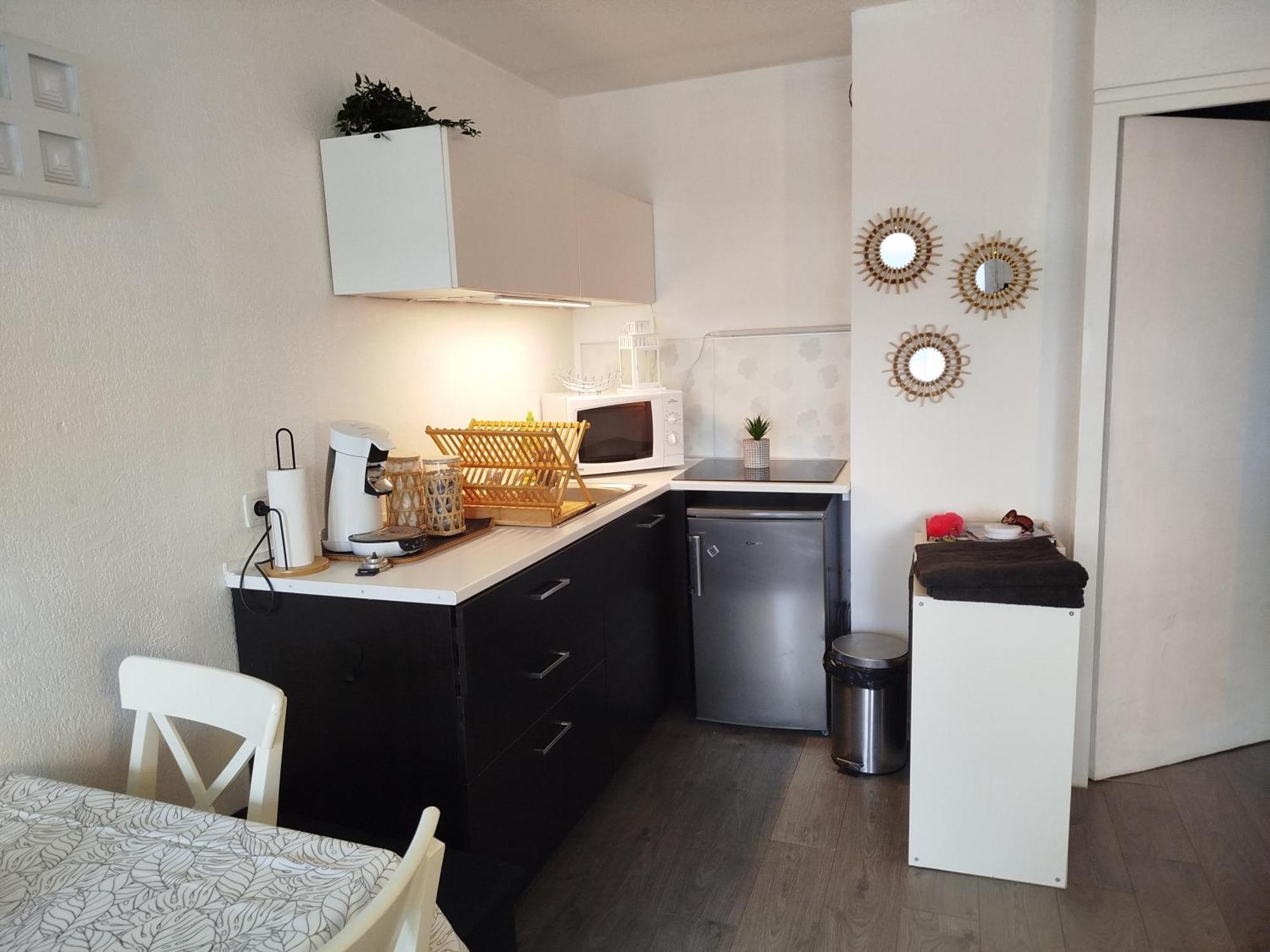 Studio centre port,face au nouveau Casino,parking gratuit au sous sol,wifi Agde Extérieur photo